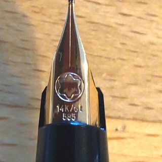 モンブラン(MONTBLANC)のモンブラン万年筆 クラッシック 14K 585 MONTBLANC(ペン/マーカー)