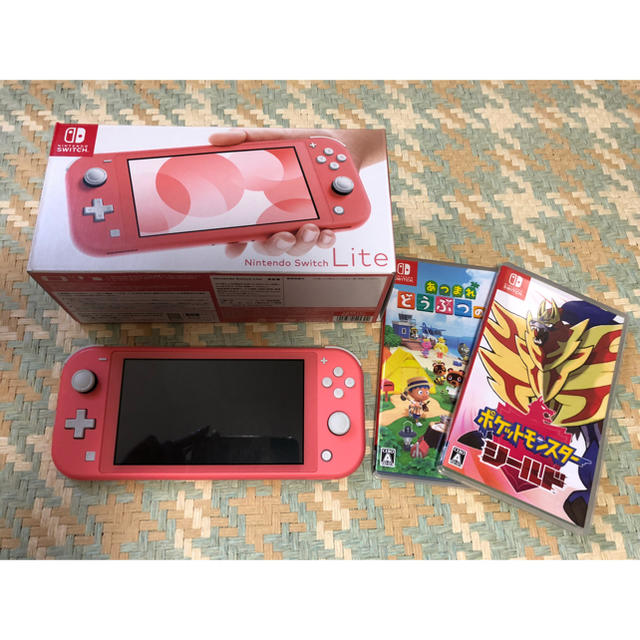 11,395円Nintendo Switch NINTENDO SWITCH LITE コーラ