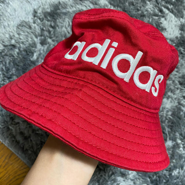 adidas(アディダス)の❤️adidasバケットハット❤️ レディースの帽子(ハット)の商品写真