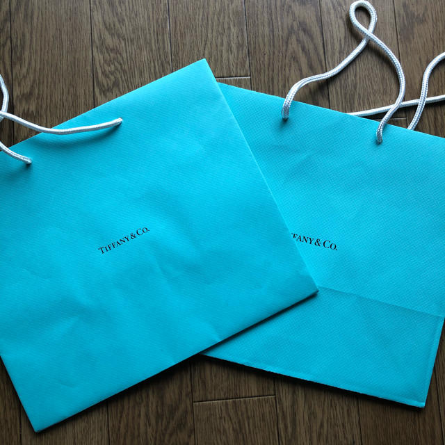 Tiffany & Co. - Tiffany& Co. セット紙袋 ショップ袋 中サイズの通販 