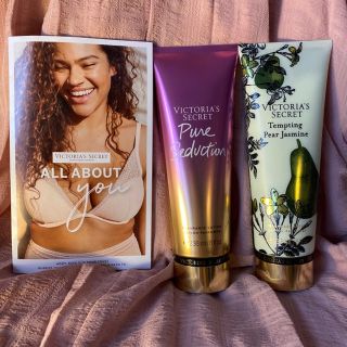 ヴィクトリアズシークレット(Victoria's Secret)のヴィクトリアシークレット　ボディローション2本セット(ボディローション/ミルク)