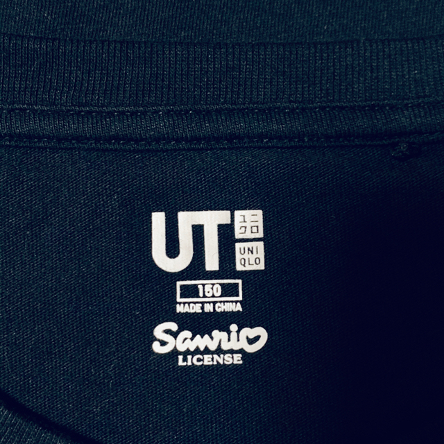 UNIQLO(ユニクロ)のUNIQLO×HELLO KITTY  UTキッズTシャツ 150 ブラック キッズ/ベビー/マタニティのキッズ服女の子用(90cm~)(Tシャツ/カットソー)の商品写真
