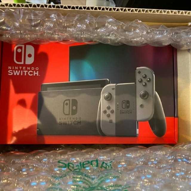 エンタメ/ホビーNintendo Switch ニンテンドースイッチ 新型 新品