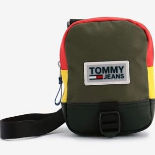 トミーヒルフィガー(TOMMY HILFIGER)のトミーヒルフィガー　ボディーバッグ　男女兼用　新品　未開封(ボディーバッグ)