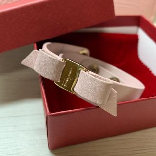 フェラガモ(Ferragamo)のFerragamo ブレスレット 早い者勝ち(ブレスレット/バングル)