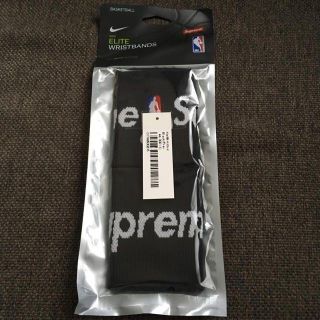 supreme NIKE リストバンド 黒