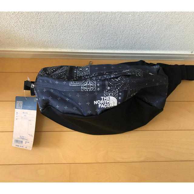 新品 未開封　THE NORTH FACE SWEEP  バンダナプリント