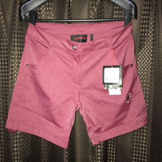 マムート(Mammut)の新品 Mammut ショートパンツ Massone Shorts レディース(登山用品)