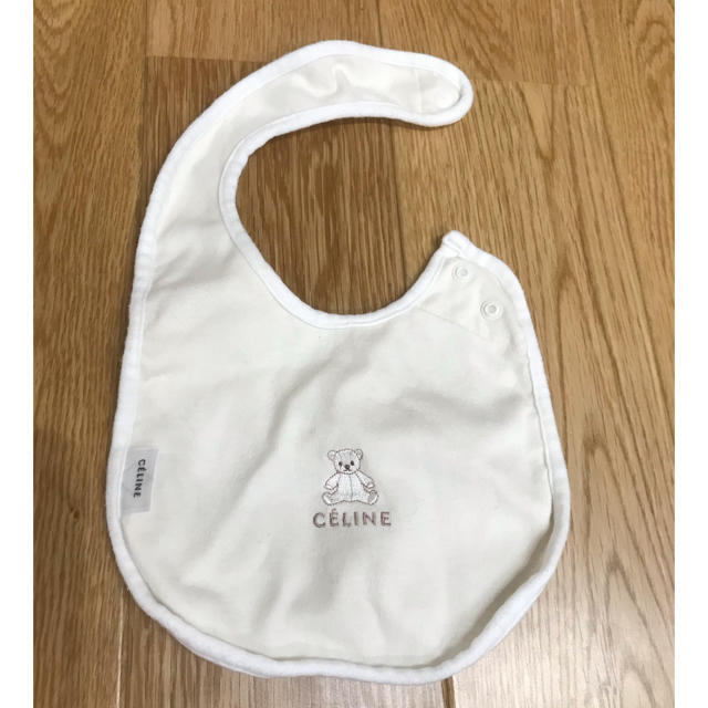 celine(セリーヌ)のセリーヌ　スタイ　よだれかけ キッズ/ベビー/マタニティのこども用ファッション小物(ベビースタイ/よだれかけ)の商品写真