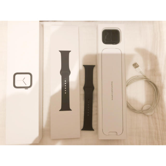 Apple Watch SERIES4 44mm（GPSモデル）