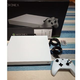 エックスボックス(Xbox)のMicrosoft Xbox One X XBOX ONE ホワイト スペシャル(家庭用ゲーム機本体)