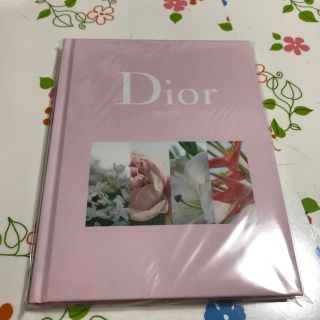 ディオール(Dior)のOggi 09月号　付録&美容液のみ(ファッション)