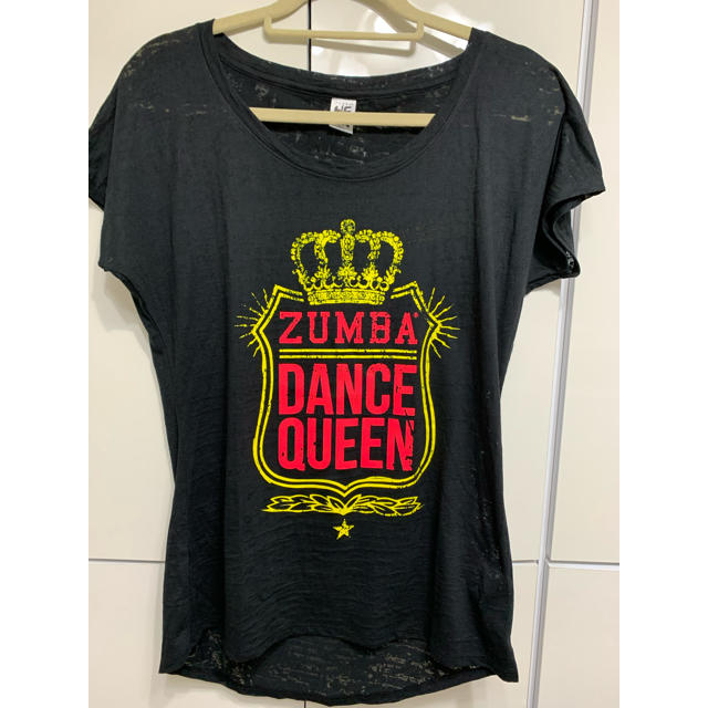 Zumba(ズンバ)のZUMBA Tシャツ 正規品　美品　S スポーツ/アウトドアのスポーツ/アウトドア その他(ダンス/バレエ)の商品写真