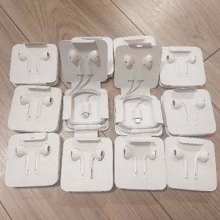 アイフォーン(iPhone)の12個まとめ売り 新品 Apple純正イヤホン(ヘッドフォン/イヤフォン)