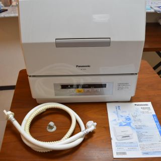 パナソニック(Panasonic)の【送料込】Panasonic 食器洗い乾燥機　NP-TCR2-W(食器洗い機/乾燥機)