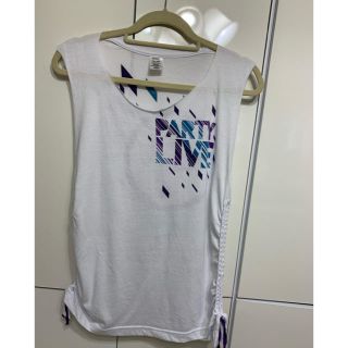 ズンバ(Zumba)のZUMBA Tシャツ 正規品　白　リメイク(ダンス/バレエ)