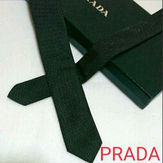 プラダ(PRADA)の【美品】PRADA ネクタイ ドット柄 箱付き 送料込(ネクタイ)