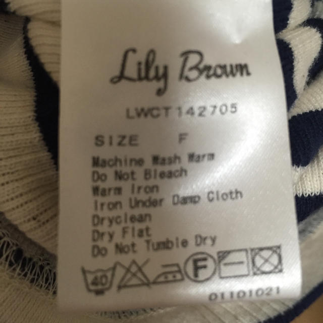 Lily Brown(リリーブラウン)のボーダーＴシャツ レディースのトップス(Tシャツ(半袖/袖なし))の商品写真