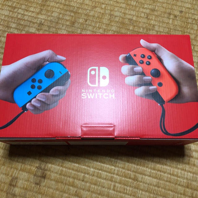 ゲームソフト/ゲーム機本体Nintendo Switch ネオンレッド
