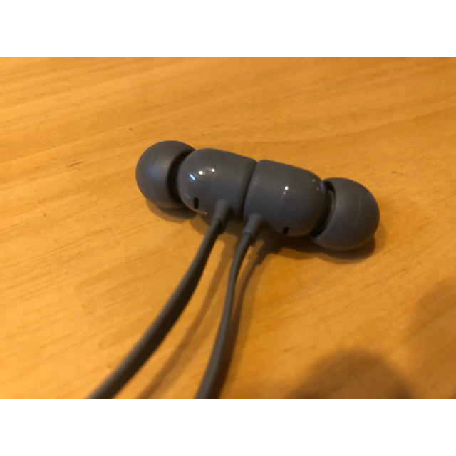 【生産終了品】beatsX グレー 3