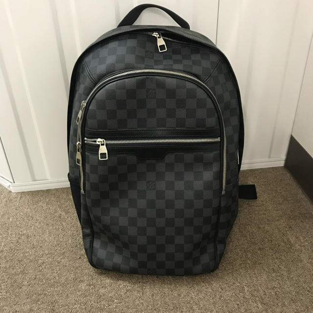 LOUIS VUITTON ルイ・ヴィトン ミカエル グラフィット バックパック