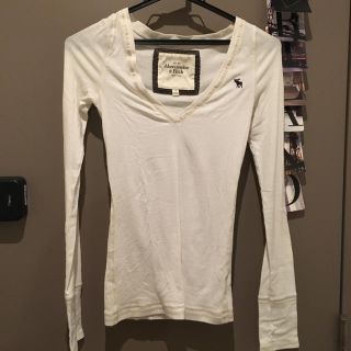 アバクロンビーアンドフィッチ(Abercrombie&Fitch)のアバクロ 白ロンT(Tシャツ(長袖/七分))