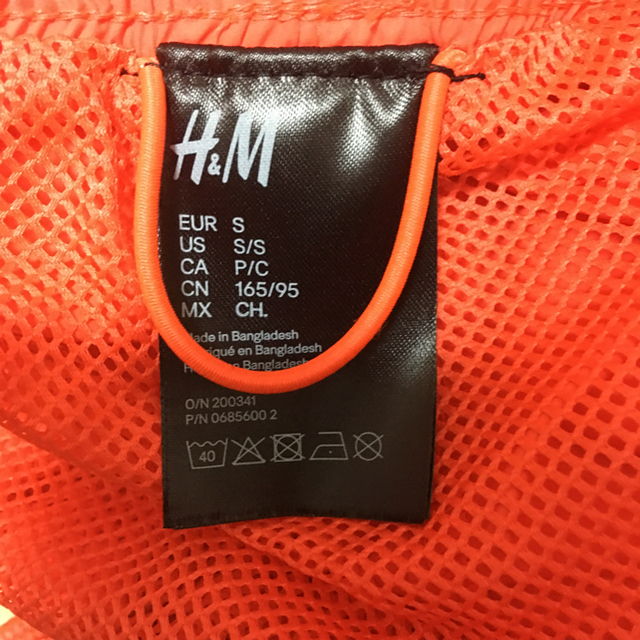 H&M(エイチアンドエム)の新品 H&M 水陸両用 スイムパンツ ショートパンツ Sサイズ メンズの水着/浴衣(水着)の商品写真