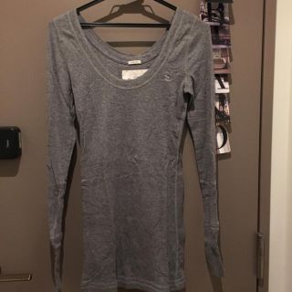 アバクロンビーアンドフィッチ(Abercrombie&Fitch)のアバクロ グレーロンT(Tシャツ(長袖/七分))