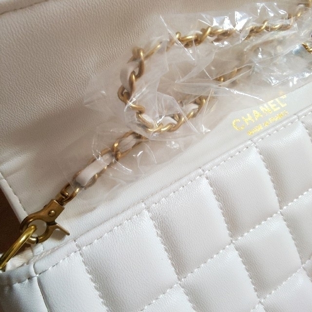 CHANEL(シャネル)のCHANEL ショルダー/クラッチバッグ VIPノベルティ/新品未使用 レディースのバッグ(ショルダーバッグ)の商品写真