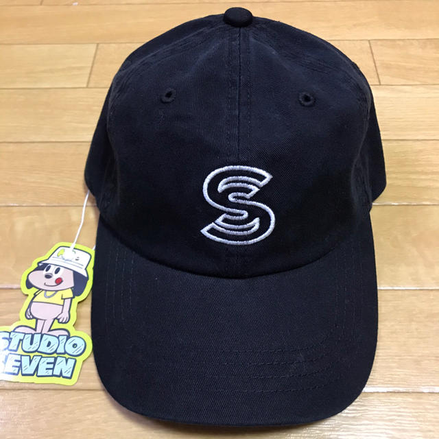 GU(ジーユー)の新品！STUDIO SEVEN GU Cap Black メンズの帽子(キャップ)の商品写真