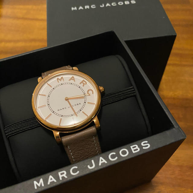 MARC JACOBS(マークジェイコブス)のMarcJacobs マークジェイコブス MJ1533 ホワイト×セメントレザー レディースのファッション小物(腕時計)の商品写真