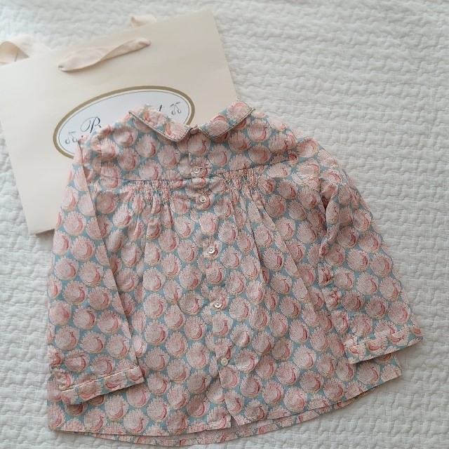 Bonpoint(ボンポワン)のbonpoint リバティブラウス　3a キッズ/ベビー/マタニティのキッズ服女の子用(90cm~)(ブラウス)の商品写真