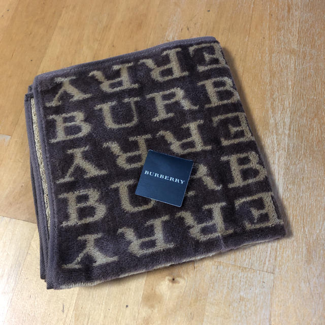 BURBERRY(バーバリー)のバーバリー　タオルハンカチ レディースのファッション小物(ハンカチ)の商品写真