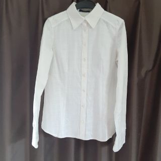 BURBERRY(シャツ/ブラウス(長袖/七分) ・ ホワイト/白色系)の BURBERRY(シャツ/ブラウス(長袖/七分) ・ ホワイト/白色系)の