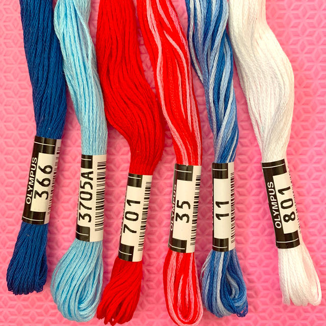 OLYMPUS(オリンパス)の刺繍糸 OLYMPUS 刺しゅう糸 ハンドメイドの素材/材料(生地/糸)の商品写真