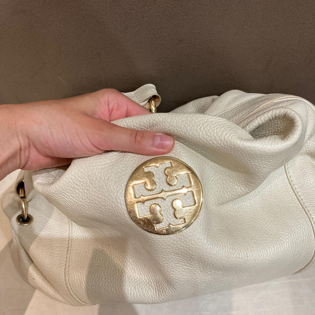 Tory Burch(トリーバーチ)のTory Burch ショルダーバッグ　アイボリー レディースのバッグ(ショルダーバッグ)の商品写真