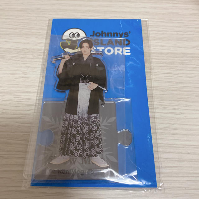 Johnny's(ジャニーズ)のSnowMan 目黒蓮　アクリルスタンド エンタメ/ホビーのタレントグッズ(アイドルグッズ)の商品写真