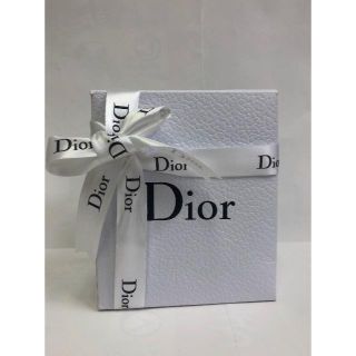 クリスチャンディオール(Christian Dior)のクリスチャンディオール　ギフトボックス リボン付き(その他)