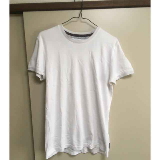 TED BAKER(テッドベイカー)のted baker 白tシャツ メンズのトップス(Tシャツ/カットソー(半袖/袖なし))の商品写真