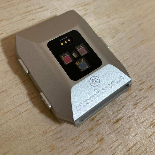 Fitbit ionic スマートウォッチ　Pebble ペブル メンズの時計(腕時計(デジタル))の商品写真