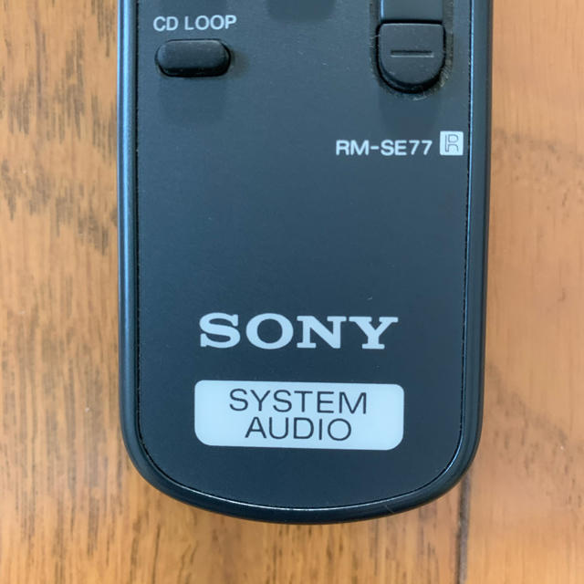 SONY(ソニー)のSONY オーディオリモコン　RM-SE 77 スマホ/家電/カメラのオーディオ機器(ポータブルプレーヤー)の商品写真