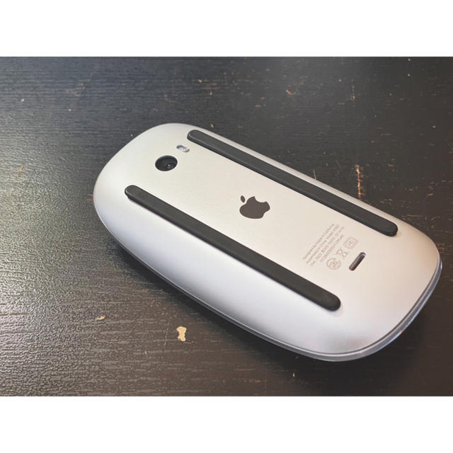 Apple(アップル)のMagic Mause 2 Silver スマホ/家電/カメラのPC/タブレット(PC周辺機器)の商品写真