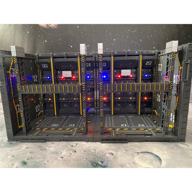 LED電装付きジオラマベース基地格納庫ディスプレイ、ガンプラ他 LED電装付きジオラマベース基地格納庫ディスプレイ、ガンプラ他