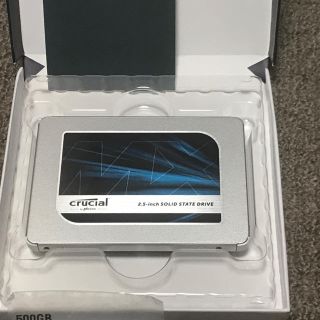 SSD 500GB Crucial 2.5インチ(PCパーツ)