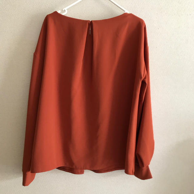 PLST(プラステ)の(美品)PLST ストレッチタックプルオーバー レディースのトップス(シャツ/ブラウス(長袖/七分))の商品写真