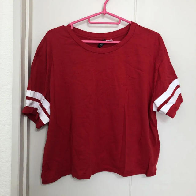 H&M(エイチアンドエム)のH&M ショート丈 Tシャツ レディースのトップス(Tシャツ(半袖/袖なし))の商品写真