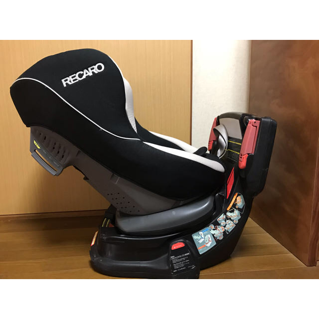 RECARO(レカロ)のゆいさん専用☆レカロRECAROチャイルドシート　スタートエスアールSR 新生児 キッズ/ベビー/マタニティの外出/移動用品(自動車用チャイルドシート本体)の商品写真