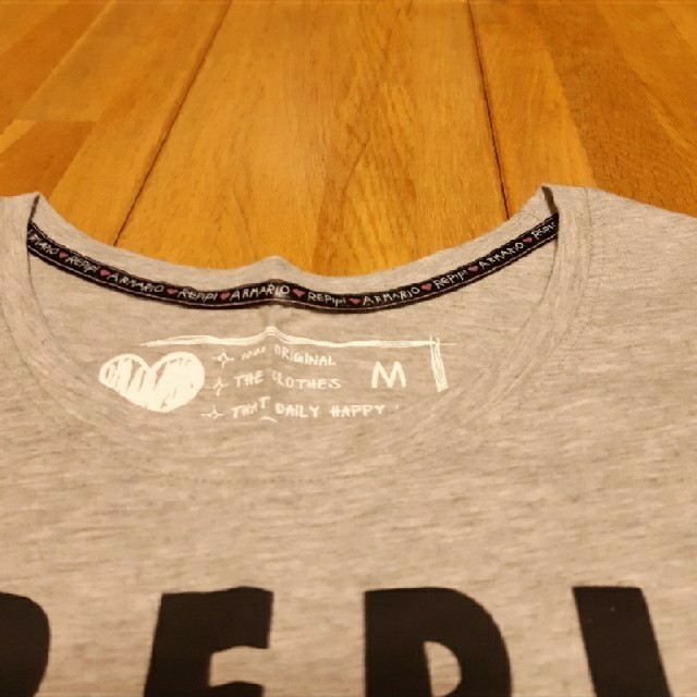 repipi armario(レピピアルマリオ)のお値下げ［美品］リピピ　アルマリオ　Tシャツ レディースのトップス(Tシャツ(半袖/袖なし))の商品写真