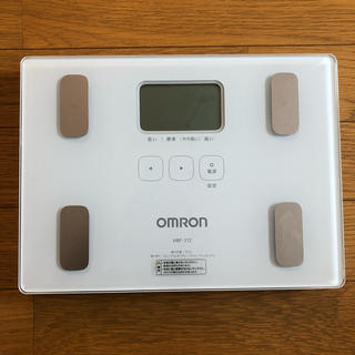 オムロン(OMRON)のオムロン 体重体組成計 HBF-212 カラダスキャン　体重計(体重計/体脂肪計)
