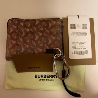 バーバリー(BURBERRY)の新品未使用 BURBERRY 3Dロゴプリントジップ 男女兼用 財布(折り財布)